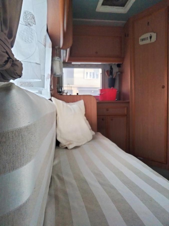 Love In The Camper Florens Exteriör bild